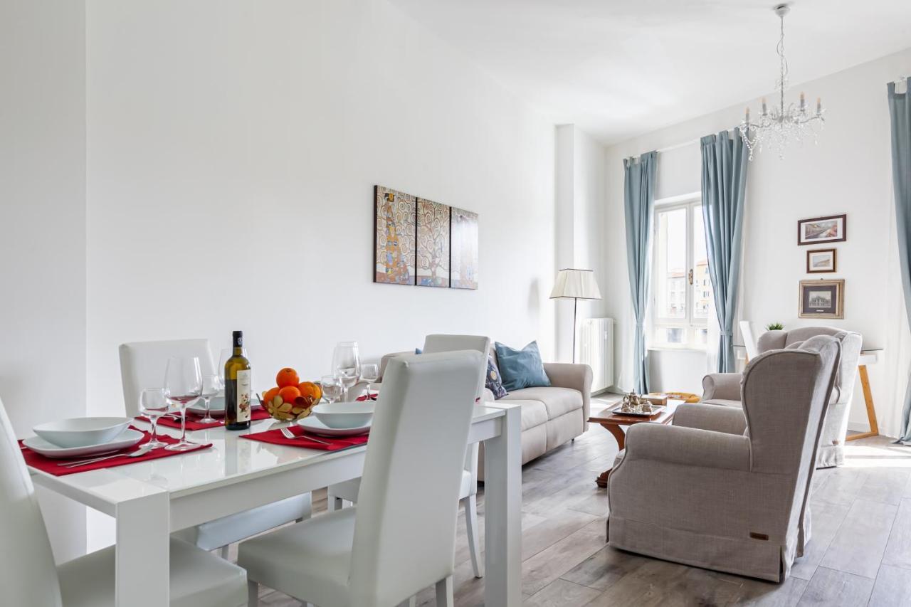 Lungarno Elegant Apartment With Panoramic Balcony Pisa Ngoại thất bức ảnh